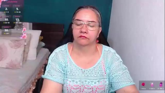 Image 6 of scarlett_duboi1 Stream on Chaturbate on 28 days ago