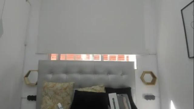 Thumbnail 2, scarlett_fox20's Stream at Chaturbate, 1 month ago