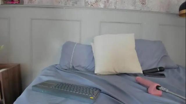 Image 11 of scarlett_grey_1 Stream on Chaturbate on 13 days ago