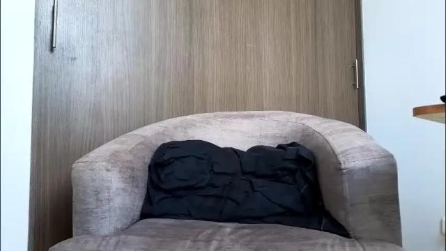 Image 3 of scarlett_is_here Stream on Chaturbate on 1 month ago