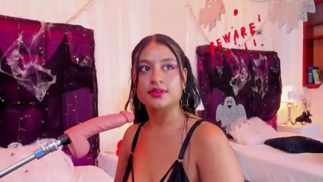 Thumbnail 2, scarlett_jonhes's Stream at Chaturbate, 20 months ago