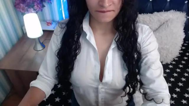 Image 10 of scarlett_keaton Stream on Chaturbate on 21 days ago