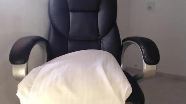 Image 12 of scarlett_liz Stream on Chaturbate on 5 months ago