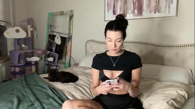 Thumbnail 1, scarlett_logan's Stream at Chaturbate, 15 months ago