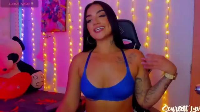 Image 11 of scarlett_luv Stream on Chaturbate on 16 months ago