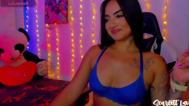 Image 3 of scarlett_luv Stream on Chaturbate on 16 months ago