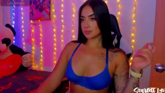Image 8 of scarlett_luv Stream on Chaturbate on 16 months ago