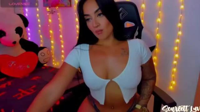 Image 6 of scarlett_luv Stream on Chaturbate on 16 months ago