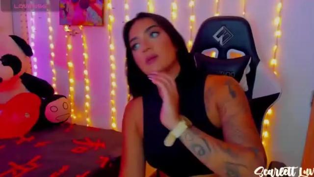 Image 4 of scarlett_luv Stream on Chaturbate on 16 months ago