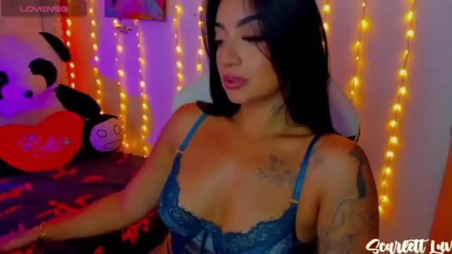 Image 6 of scarlett_luv Stream on Chaturbate on 16 months ago