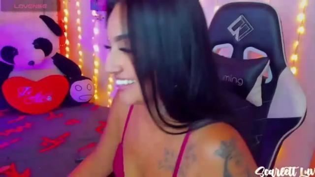 Image 10 of scarlett_luv Stream on Chaturbate on 16 months ago