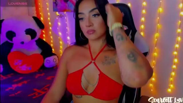 Image 4 of scarlett_luv Stream on Chaturbate on 16 months ago