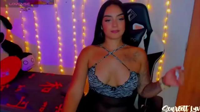 Image 11 of scarlett_luv Stream on Chaturbate on 15 months ago