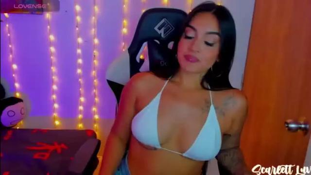 Image 10 of scarlett_luv Stream on Chaturbate on 14 months ago