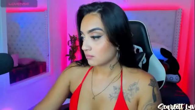 Image 11 of scarlett_luv Stream on Chaturbate on 1 month ago