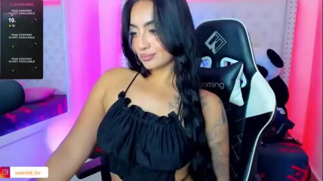 Image 2 of scarlett_luv Stream on Chaturbate on 1 month ago