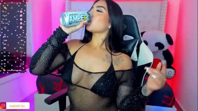 Image 10 of scarlett_luv Stream on Chaturbate on 1 month ago