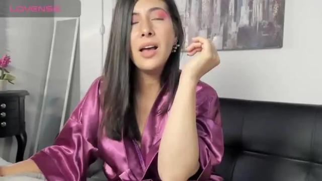 Image 6 of scarlett_moore_ Stream on Chaturbate on 12 months ago