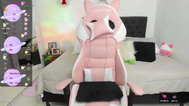 Image 3 of scarlett_obriens Stream on Chaturbate on 12 months ago