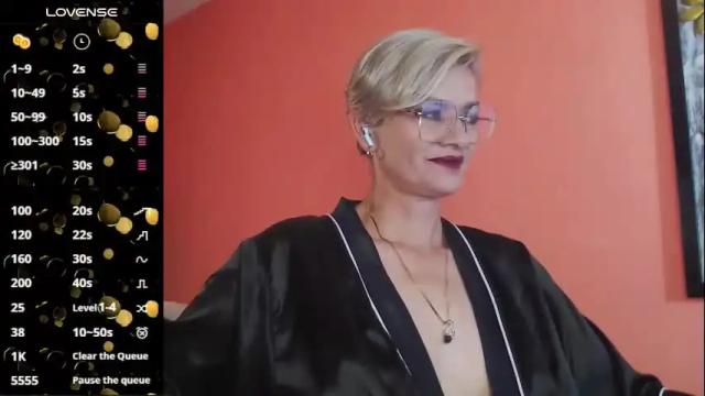 Thumbnail 2, scarlett_paris's Stream at Chaturbate, 3 months ago