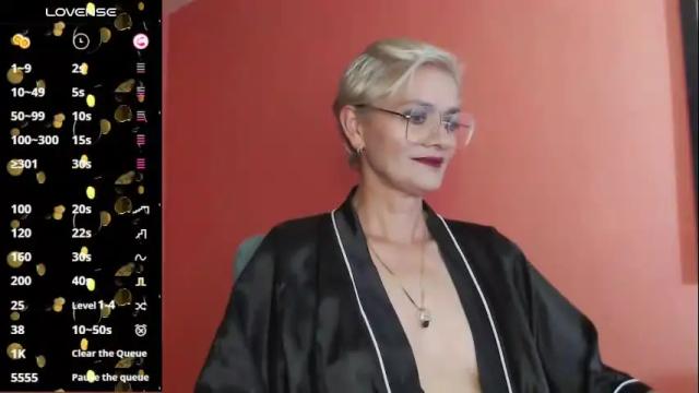 Thumbnail 1, scarlett_paris's Stream at Chaturbate, 3 months ago