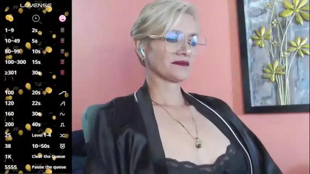 Thumbnail 3, scarlett_paris's Stream at Chaturbate, 2 months ago