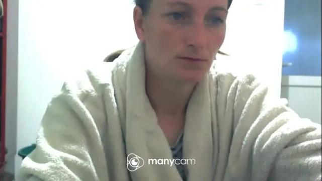 Image 2 of scarlett_queen01 Stream on Chaturbate on 1 month ago
