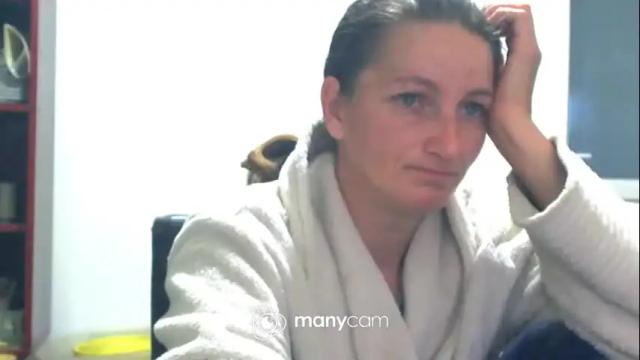Image 6 of scarlett_queen01 Stream on Chaturbate on 1 month ago