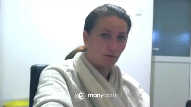 Image 4 of scarlett_queen01 Stream on Chaturbate on 1 month ago