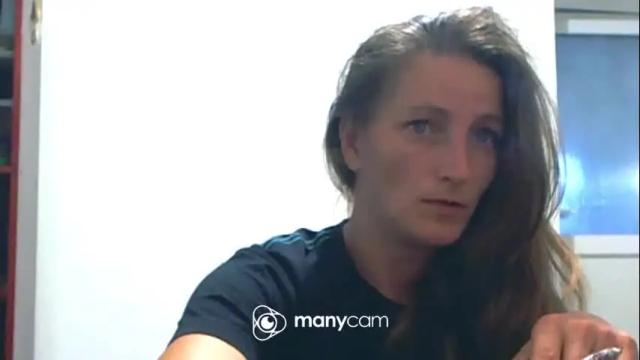 Image 4 of scarlett_queen01 Stream on Chaturbate on 3 months ago