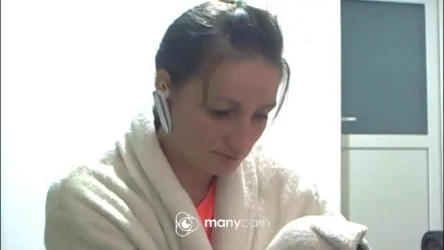 Image 12 of scarlett_queen01 Stream on Chaturbate on 1 month ago