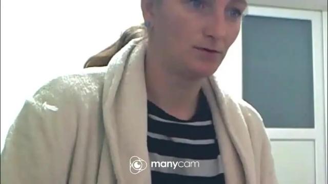 Image 10 of scarlett_queen01 Stream on Chaturbate on 10 days ago