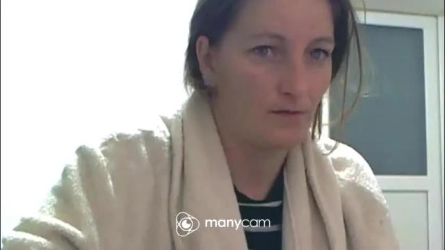 Image 2 of scarlett_queen01 Stream on Chaturbate on 10 days ago