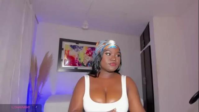 Image 6 of scarlett_rios19 Stream on Chaturbate on 2 months ago