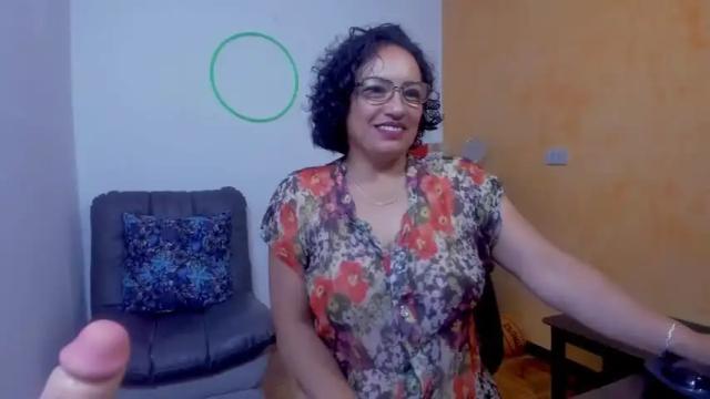 Image 10 of scarlett_sax Stream on Chaturbate on 13 months ago