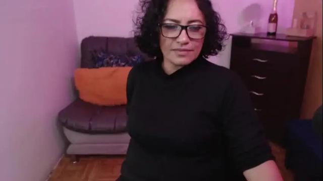 Image 10 of scarlett_sax Stream on Chaturbate on 1 month ago