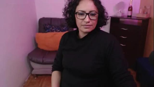 Image 3 of scarlett_sax Stream on Chaturbate on 1 month ago