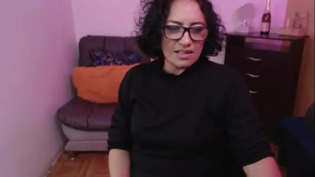 Image 8 of scarlett_sax Stream on Chaturbate on 1 month ago