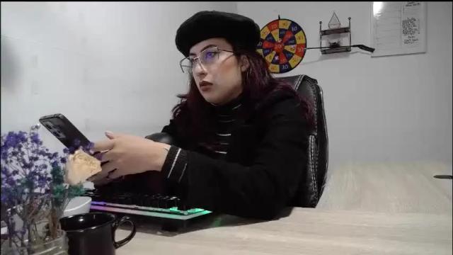 Image 7 of scarlett_sen Stream on Chaturbate on 1 month ago
