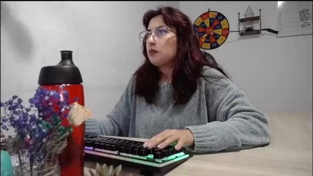 Image 4 of scarlett_sen Stream on Chaturbate on 1 month ago