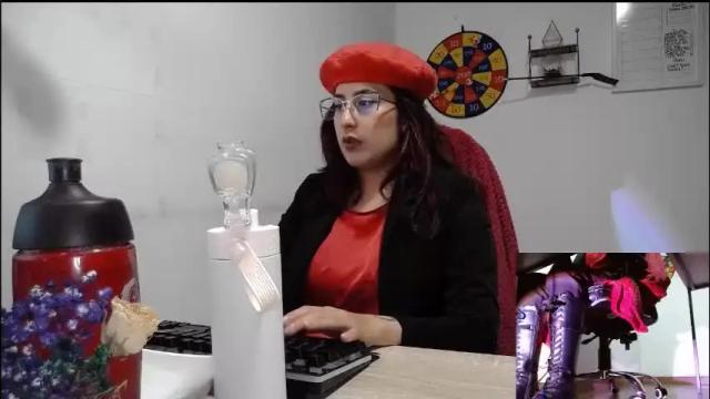 Image 3 of scarlett_sen Stream on Chaturbate on 1 month ago