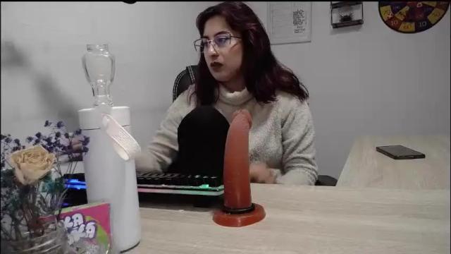 Image 11 of scarlett_sen Stream on Chaturbate on 1 month ago