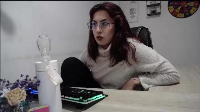 Image 6 of scarlett_sen Stream on Chaturbate on 1 month ago