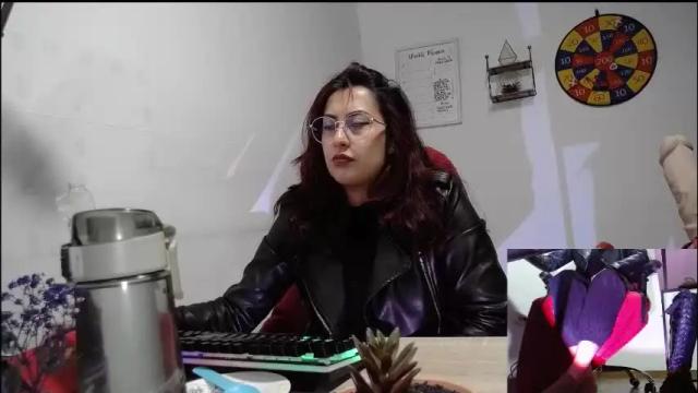 Image 10 of scarlett_sen Stream on Chaturbate on 1 month ago