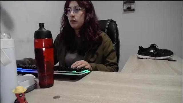 Image 12 of scarlett_sen Stream on Chaturbate on 1 month ago