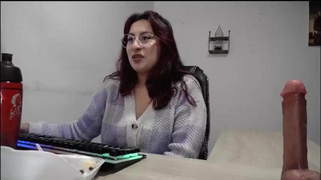 Image 8 of scarlett_sen Stream on Chaturbate on 1 month ago