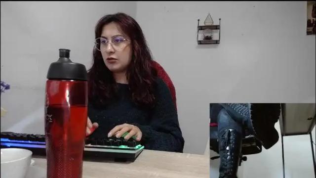 Image 12 of scarlett_sen Stream on Chaturbate on 1 month ago