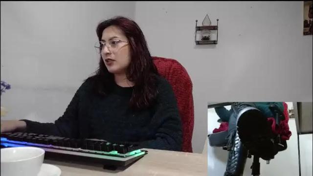 Image 2 of scarlett_sen Stream on Chaturbate on 1 month ago