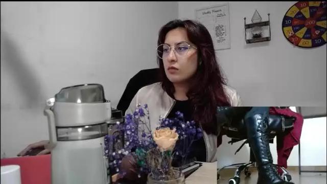 Image 11 of scarlett_sen Stream on Chaturbate on 18 days ago