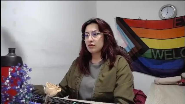 Image 2 of scarlett_sen Stream on Chaturbate on 4 days ago